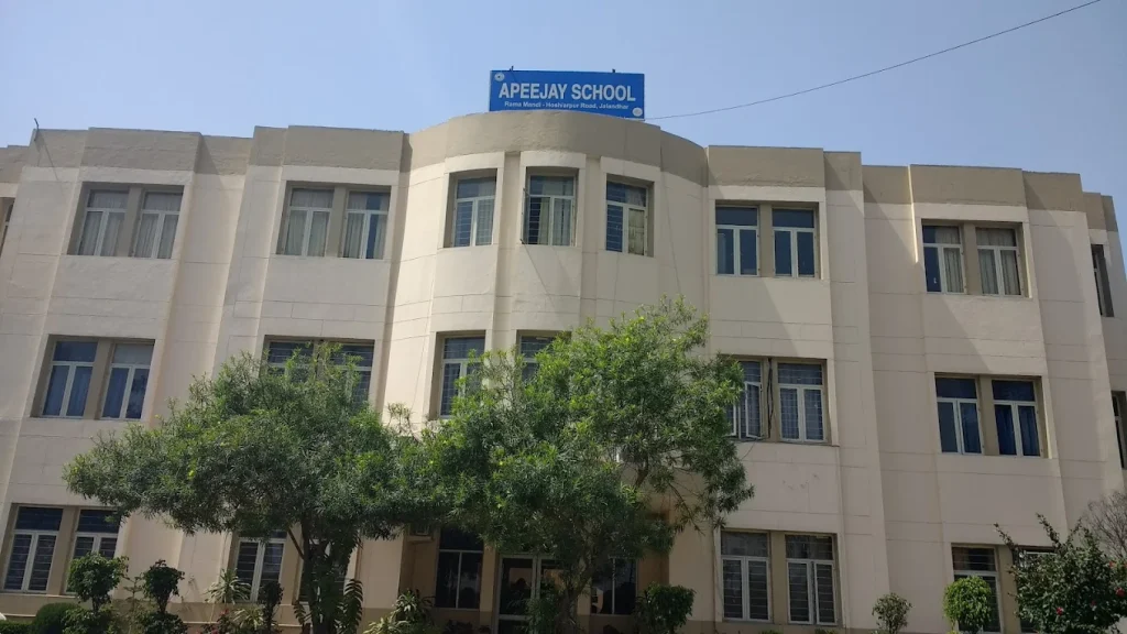 Apijay School, Jalandhar