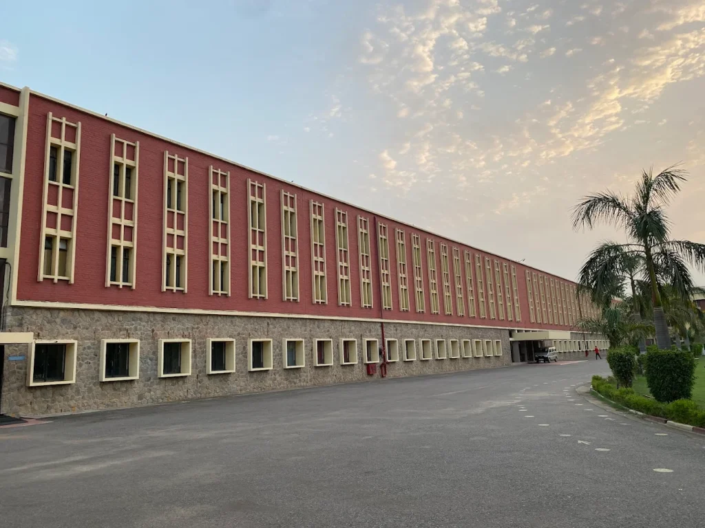 Mount St. Mary's School, Delhi
