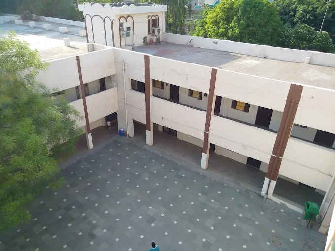 West Avenue Road, Opposite Central Market, Punjabi Bagh, West Delhi, Delhi – 110026, India