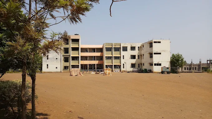 Best Schools in Kolhapur 16 Late Mrs. Housabai Jaypal Magdum Public High School, Kolhapur