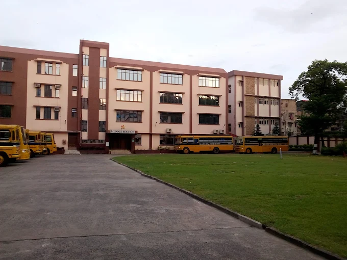 Mahadevi Birla World Academy | Beniapukur, Kolkata