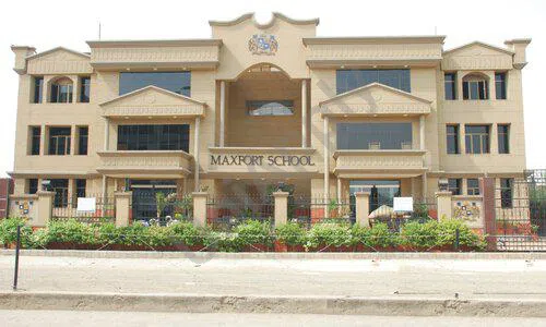 Maxfort School – H Block, Pitampura, Delhi