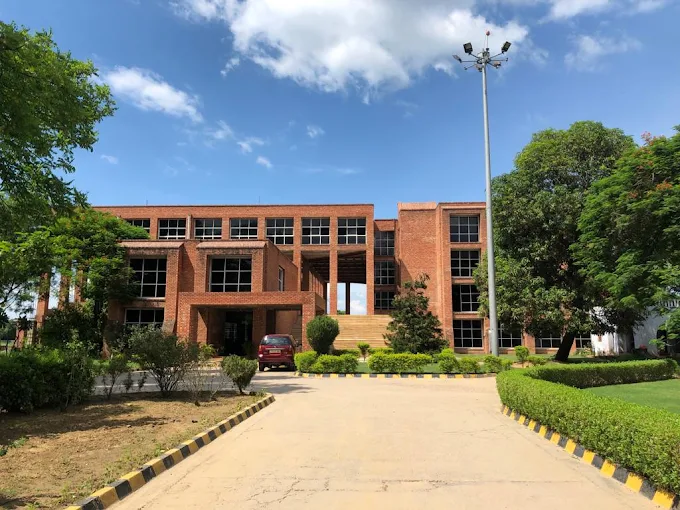 Modern Academy International School, Mathura